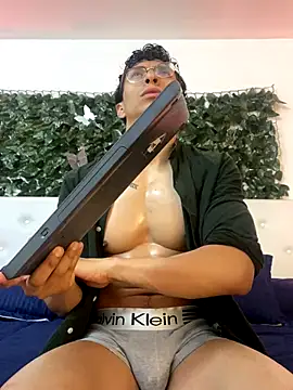 ApoloCruz online show from 15, 10, 2025