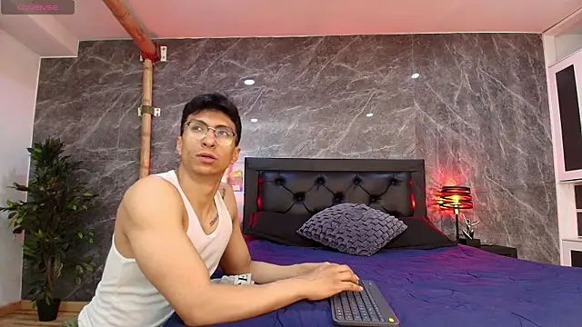 ApoloCruz online show from 18, 4, 2026