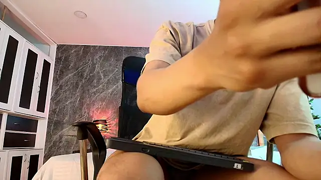 ApoloCruz online show from 24, 4, 2026