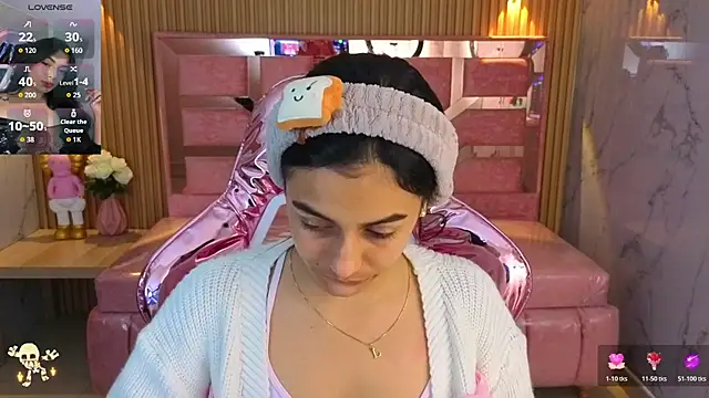 lilith petit sub online show from 31, 10, 2025