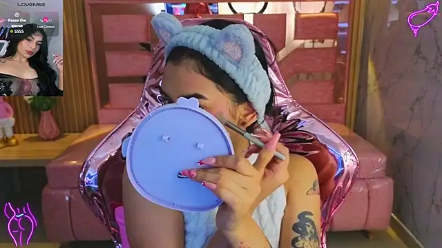 lilith petit sub online show from 10, 10, 2025