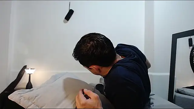 Frank Millers online show from 29, 4, 2026