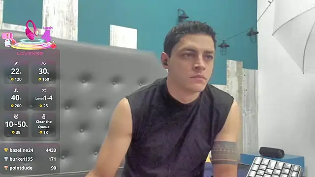 Snapshot of Frank_Millers chatting on 9, 10, 2025 Frank Millers online show from 9, 10, 2025