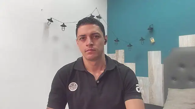 Snapshot of Frank_Millers chatting on 10, 11, 2025 Frank Millers online show from 10, 11, 2025