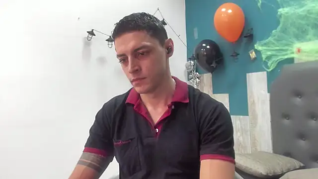 Snapshot of Frank_Millers chatting on 29, 10, 2025 Frank Millers online show from 29, 10, 2025