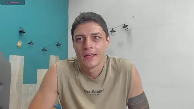 Snapshot of Frank_Millers chatting on 16, 10, 2025 Frank Millers online show from 16, 10, 2025