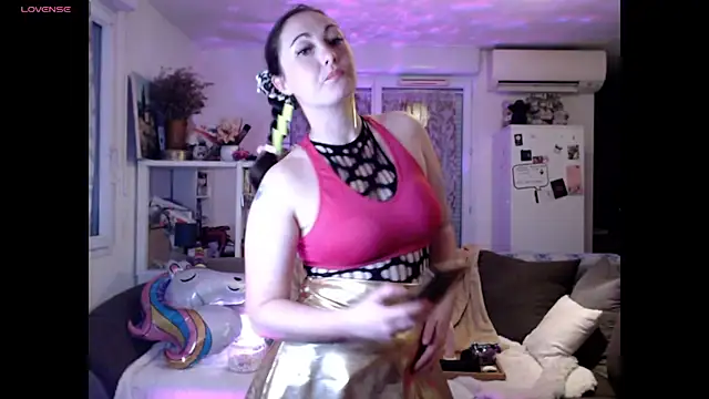 Snapshot of AdorahB3ll3 chatting on 14, 12, 2025 AdorahB3ll3 online show from 14, 12, 2025