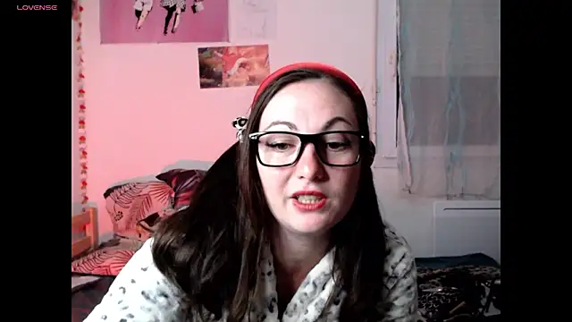 Snapshot of AdorahB3ll3 chatting on 7, 4, 2026 AdorahB3ll3 online show from 7, 4, 2026