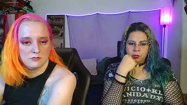Snapshot of Evelan420 chatting on 27, 5, 2026 Evelan420 online show from 27, 5, 2026