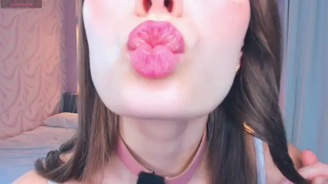 FloraDobb online show from 16, 11, 2025