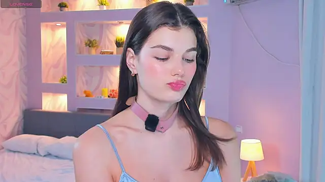 FloraDobb online show from 4, 11, 2025