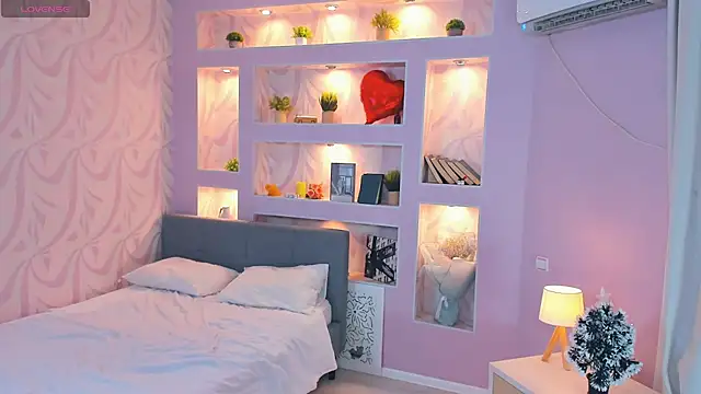 FloraDobb online show from 19, 12, 2025