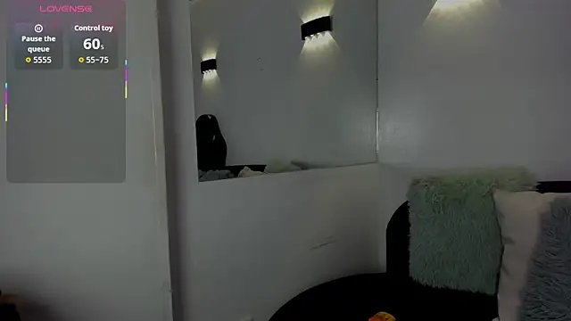 Belinda Braund online show from 9, 9, 2025