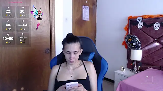 victoria adams07 online show from 30, 10, 2025