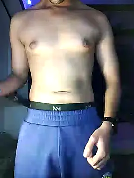 Snapshot of fit_boyxx chatting on 10, 9, 2025 fit boyxx online show from 10, 9, 2025