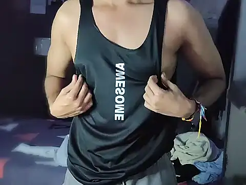 Snapshot of fit_boyxx chatting on 2, 10, 2025 fit boyxx online show from 2, 10, 2025