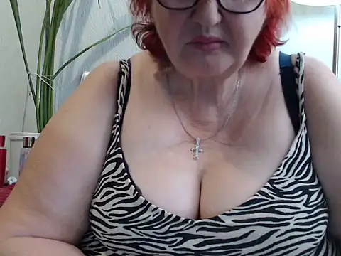 DeniseeRosea online show from 4, 6, 2026
