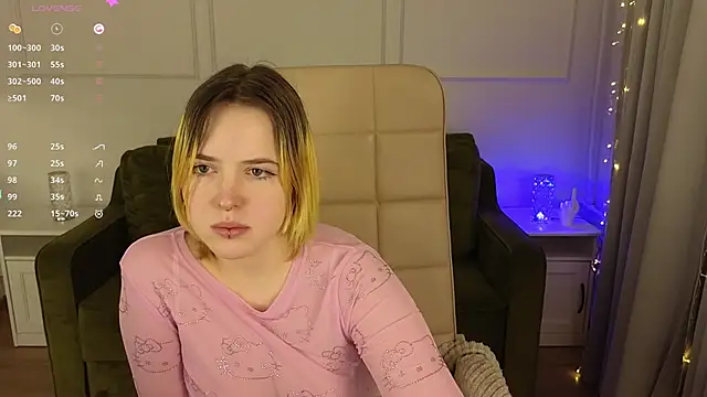 Manic pixie  online show from 7, 2, 2025