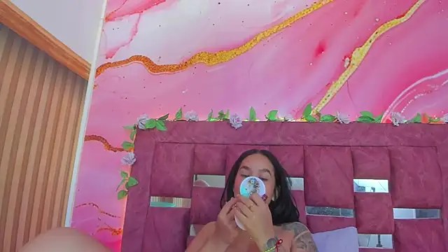 scarlett  evans  online show from 21, 7, 2026