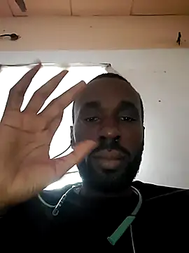 Snapshot of onewinnertee chatting on 14, 10, 2025 onewinnertee online show from 14, 10, 2025