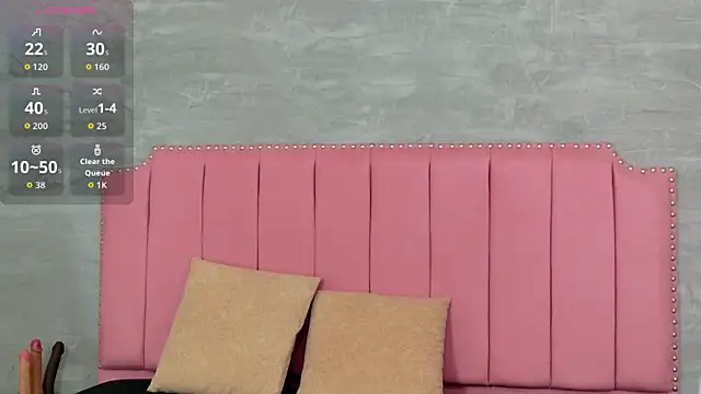 Alaia Colins online show from 5, 2, 2026