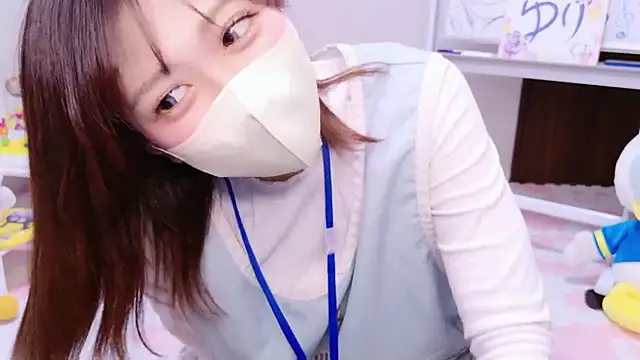 NA-KAREN-V8 online show from 4, 11, 2025