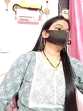 Simran-001 online show from 25, 10, 2025