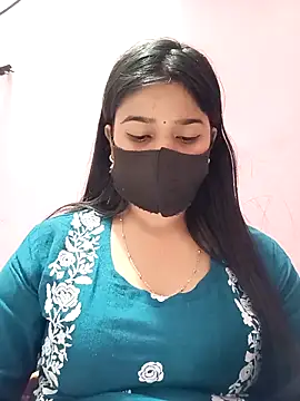 Snapshot of Simran-001 chatting on 23, 4, 2026 Simran-001 online show from 23, 4, 2026