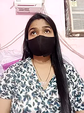 Snapshot of Simran-001 chatting on 13, 9, 2025 Simran-001 online show from 13, 9, 2025