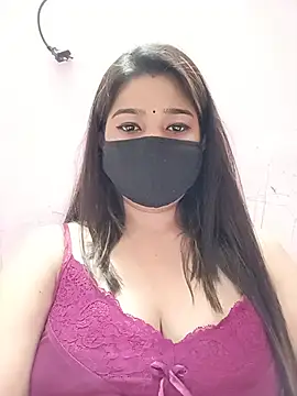 Snapshot of Simran-001 chatting on 10, 7, 2026 Simran-001 online show from 10, 7, 2026