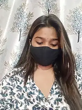 Snapshot of Simran-001 chatting on 22, 7, 2026 Simran-001 online show from 22, 7, 2026