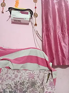 Simran-001 online show from 25, 11, 2025