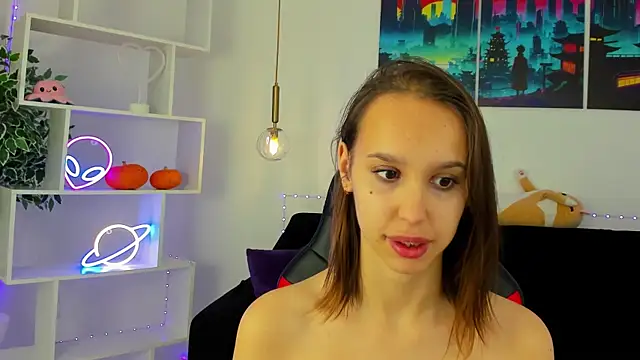 SandraTucker online show from 25, 10, 2025