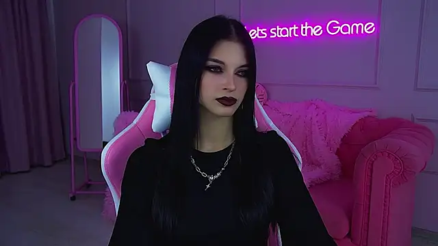 BeverlyMost online show from 12, 11, 2025