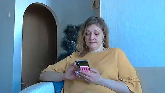 Snapshot of WriterInna44 chatting on 23, 2, 2025 WriterInna44 online show from 23, 2, 2025