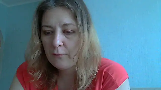 Snapshot of WriterInna44 chatting on 30, 1, 2025 WriterInna44 online show from 30, 1, 2025