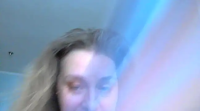 Snapshot of WriterInna44 chatting on 11, 3, 2025 WriterInna44 online show from 11, 3, 2025