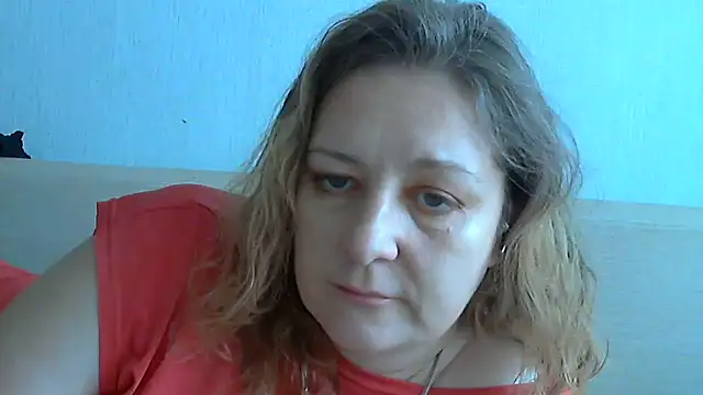 Snapshot of WriterInna44 chatting on 20, 2, 2025 WriterInna44 online show from 20, 2, 2025