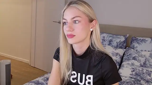 GabriellaOlsen online show from 5, 12, 2025