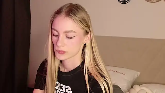 GabriellaOlsen online show from 18, 3, 2026