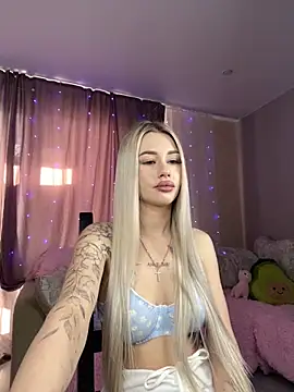 Snapshot of Tiffany_Kissss chatting on 26, 2, 2025 Tiffany Kissss online show from 26, 2, 2025