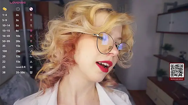 LynetHakes online show from 5, 12, 2025