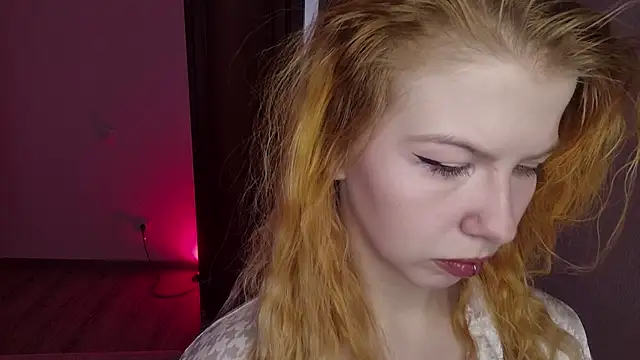 LynetHakes online show from 22, 7, 2026