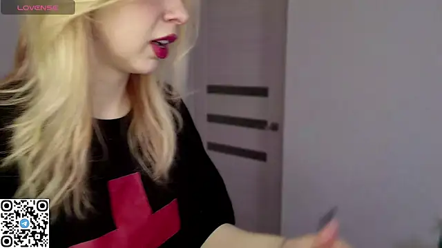 LynetHakes online show from 28, 3, 2026