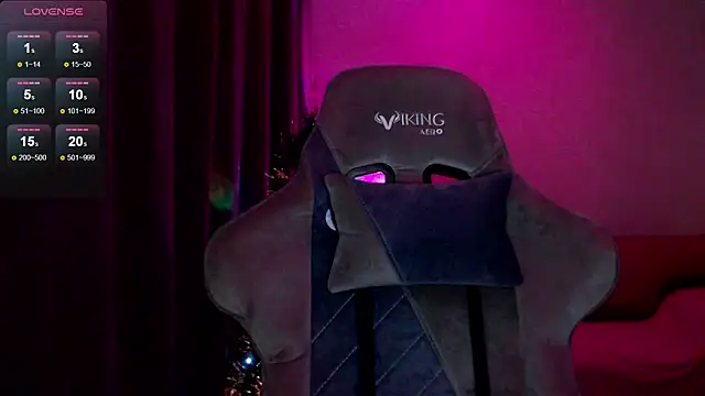 Ohmy Nora  online show from 26, 1, 2025