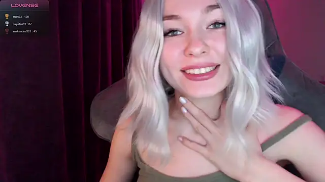 Ohmy Nora  online show from 21, 2, 2025