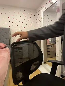 KarlaWild online show from 19, 4, 2026