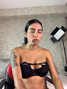 Snapshot of genesissara chatting on 17, 5, 2026 genesissara online show from 17, 5, 2026