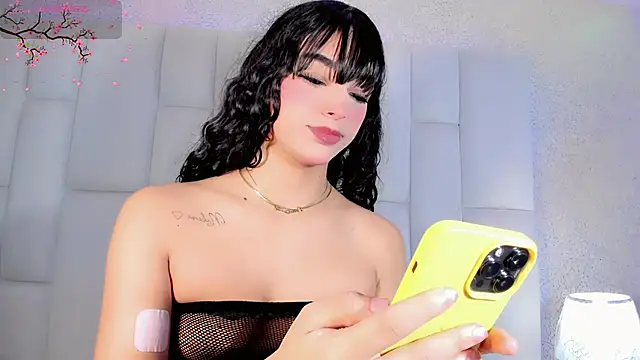 Angeles Busst online show from 12, 10, 2025