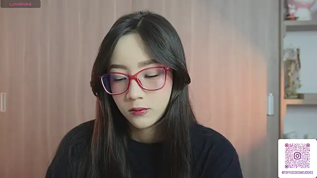 sophi lii online show from 21, 4, 2026